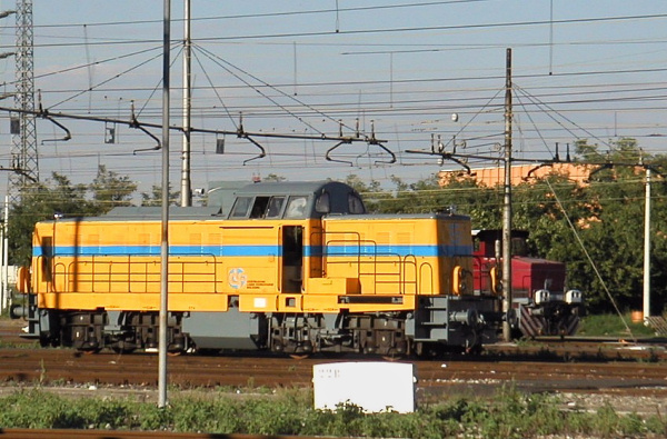 26220061552_sncb71xx.jpg