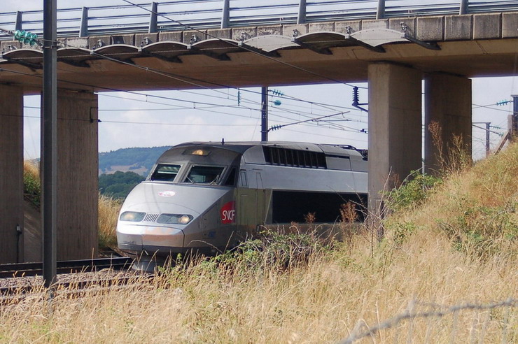 TGV naar Lyon piept om het hoekje (aan 300/u