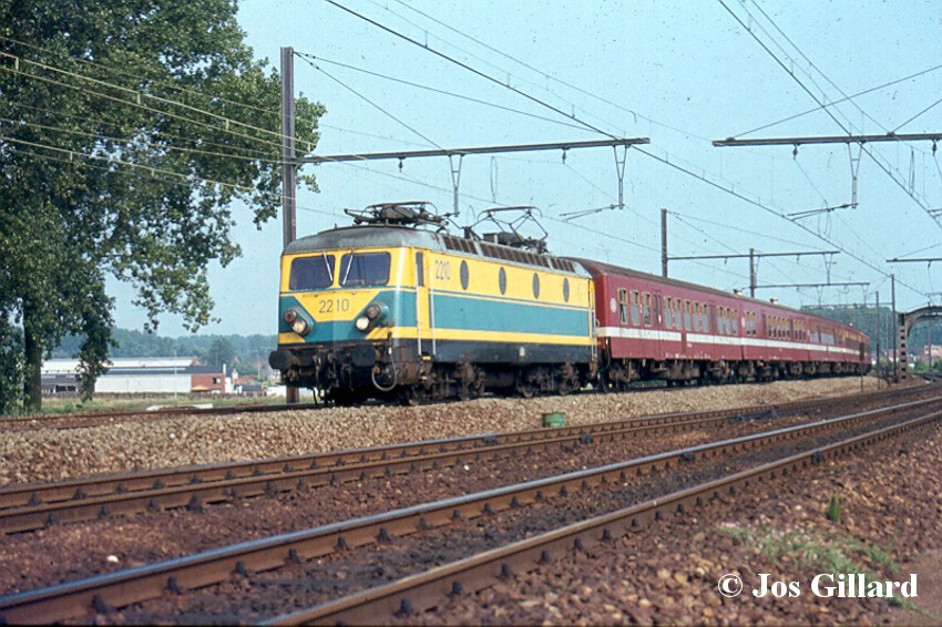 012.2210 ge. M4 Denderleeuw.jpg