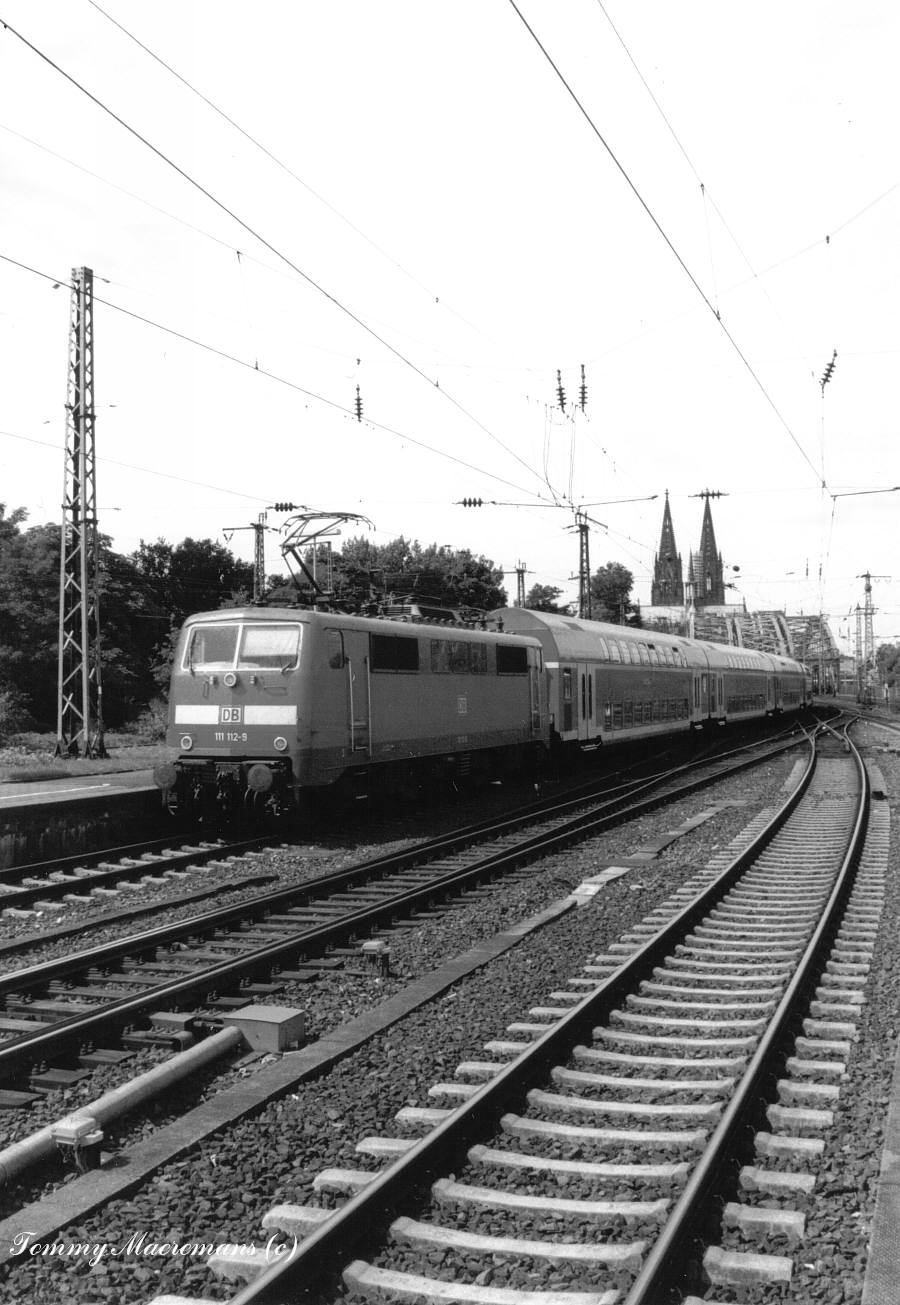 111-112-8 DB te Keulen Deutz.jpg