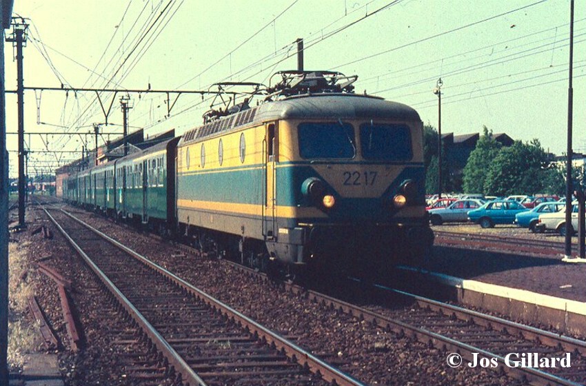 2217 ge. M2 gr-Tienen. 20-06-83.jpg
