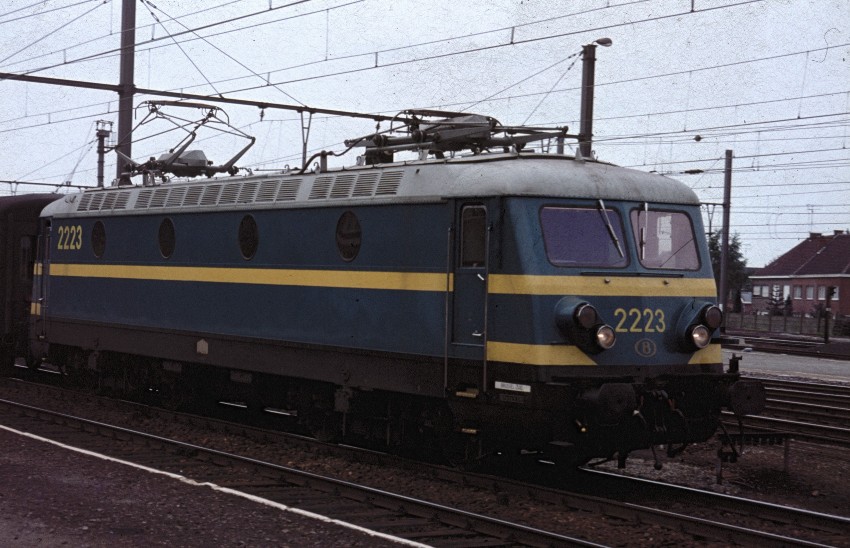 02.2223 .bl . Merelbeken.1.jpg