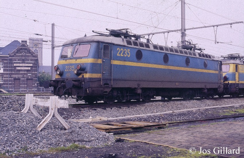 05.2235 .bl . Ath . 27-05-87.1.jpg