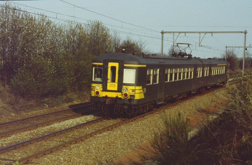 002.209 Borlo Gingelom 16-4-1982.jpg