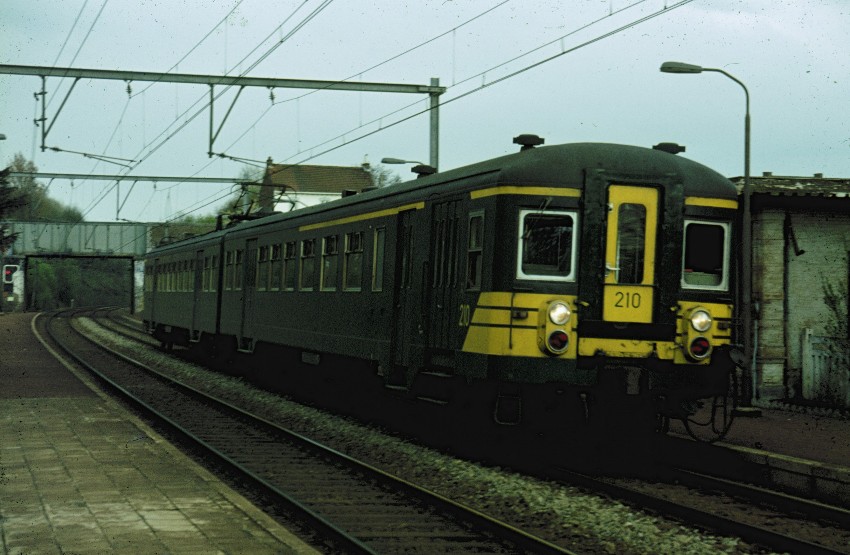 001.210 Jeuk Gingelom 4-5-1982.jpg