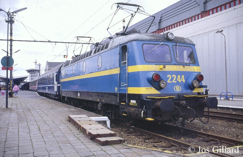 05.2244 bl. Chaleroi.1.jpg