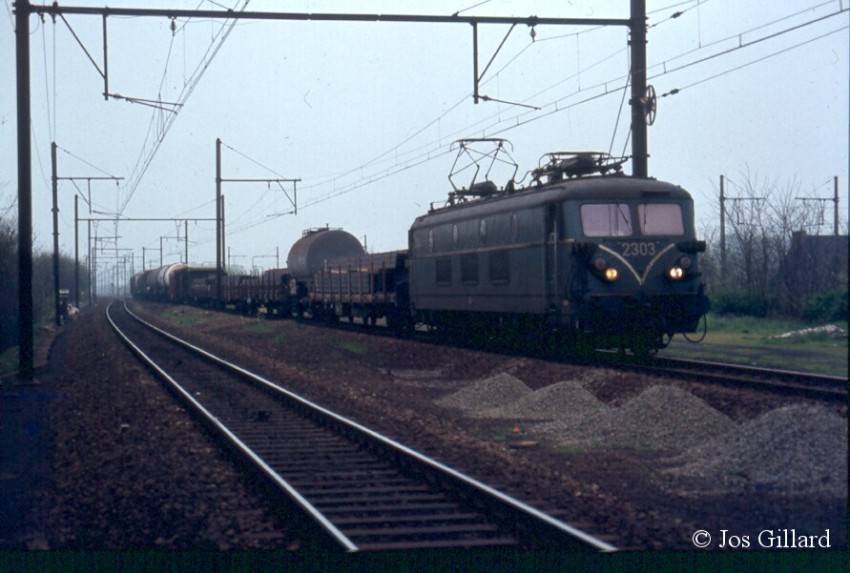 03-2303-Weerde-1-5-85.jpg