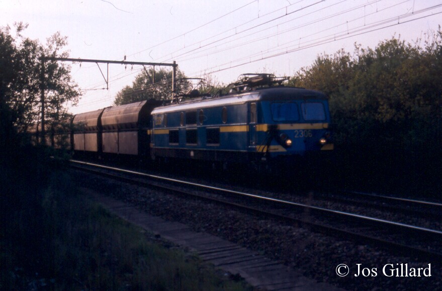 03-2306-Jeuk.8-5-89.jpg