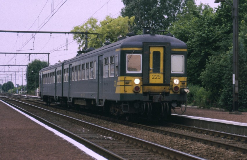 004.225 Fex le Haut Clocher 18-6-1988.jpg