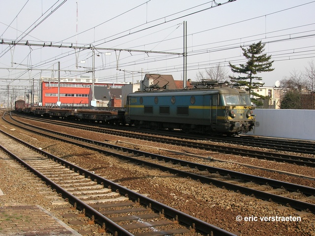 2324 antwerpen 06.04.06.JPG