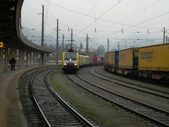 4 dispolocs waarvan er 3 in dienst waren
