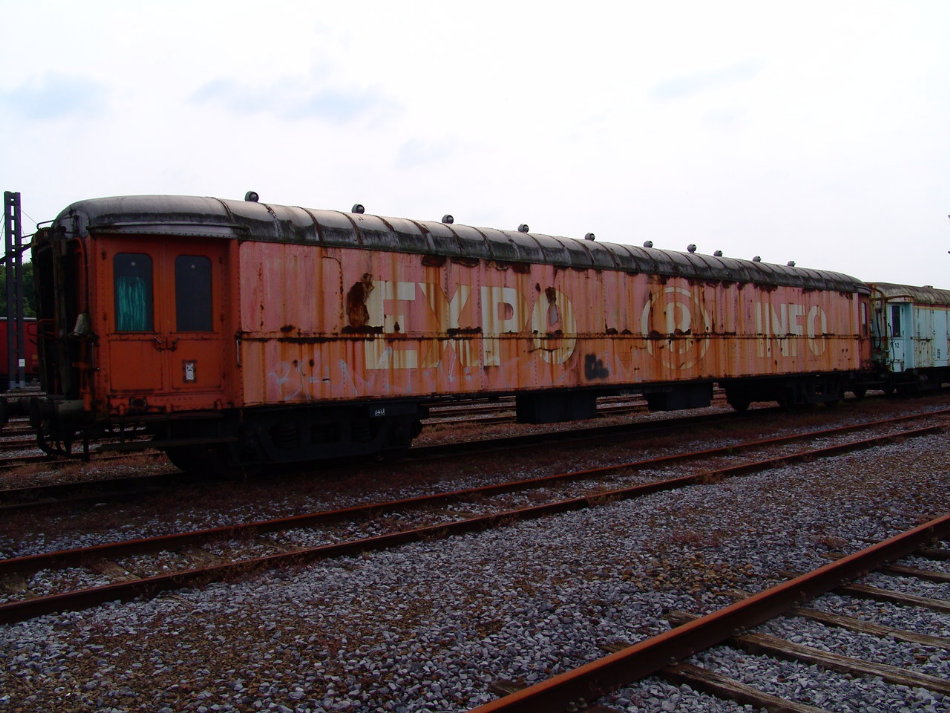 27801 (60 88 99-40 026) EXPO INFO.JPG