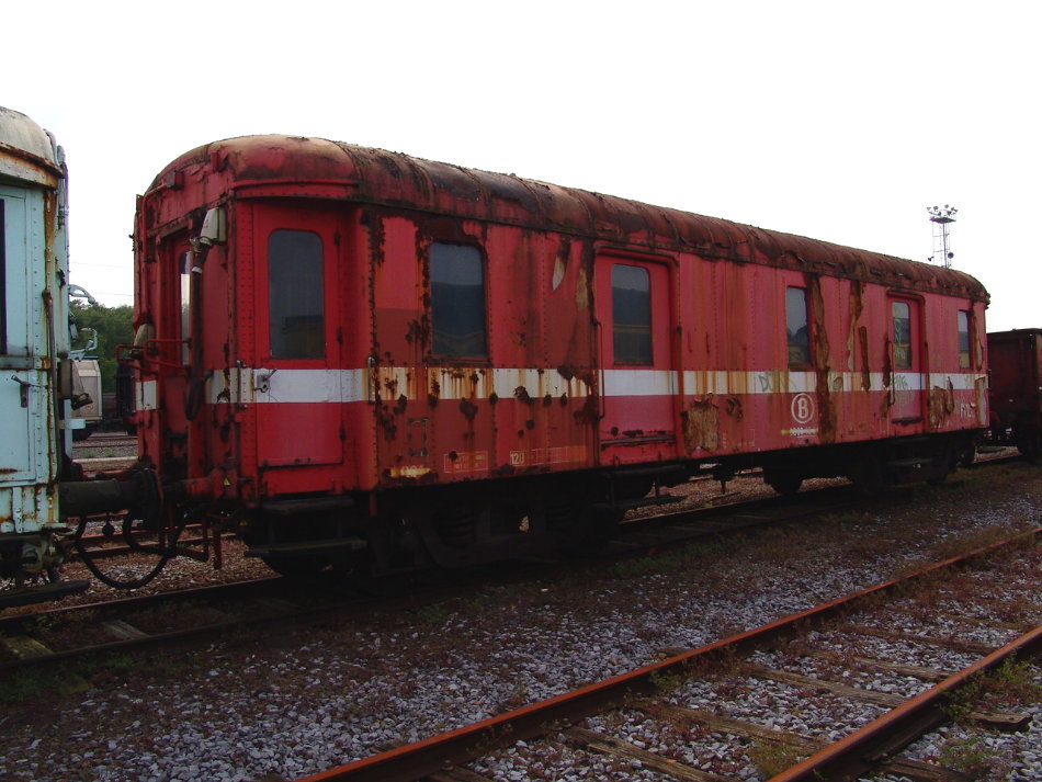 77001 Pw-D 14m (50 88 92-26 001-1).JPG