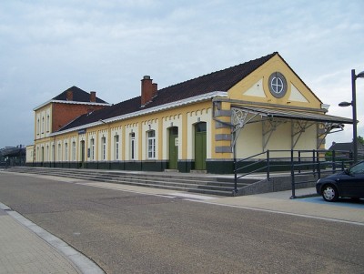 Het stationsgebouw van Neerpelt