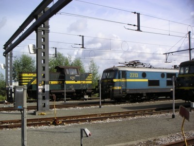 8250 en 2313 aan ...