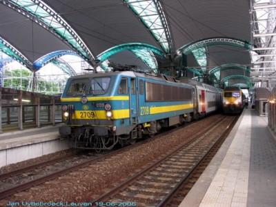 2709.jpg (75.31 KiB) 5151 keer bekeken 2709.jpg