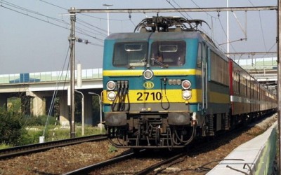 2710_19112001.jpg (57.52 KiB) 4687 keer bekeken 2710_19112001.jpg