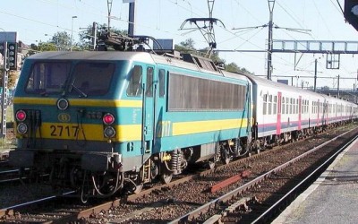 2717a.jpg (77.28 KiB) 5084 keer bekeken 2717a.jpg