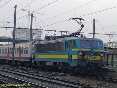 2722_FLV_19-01-2002.jpg (71.95 KiB) 4872 keer bekeken 2722_FLV_19-01-2002.jpg