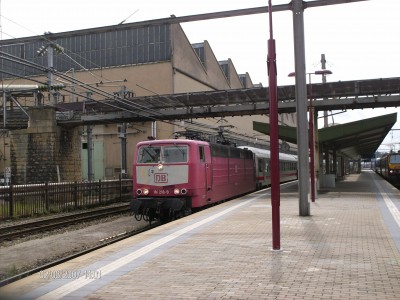 DE 181 218-9 van de DB, met een IC-trein naar Koblenz. Deze trein zal er 2u over doen, wij 3 dagen. :-p