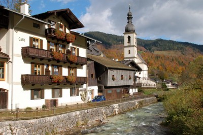 Dit is het kerkje (puzzel Ravensburg)