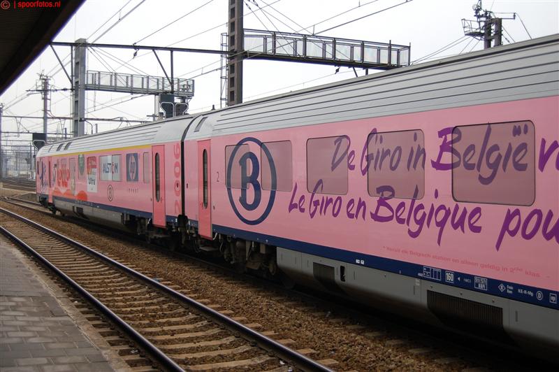 De.laatste.wagen.van.de.reclame.duikbril.468..te.Antwerpen-Berchem (Medium).jpg