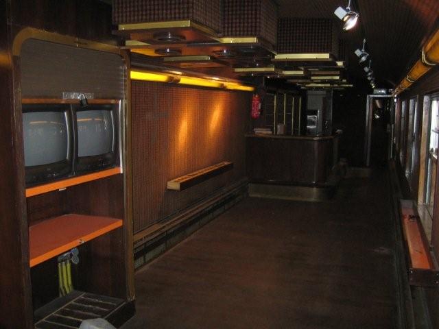 SR-1 interieur