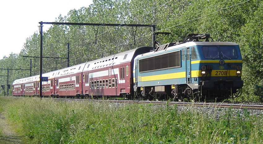 junis8.jpg