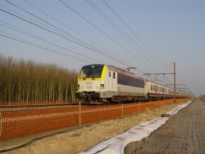 DSC00920.jpg (238.74 KiB) 5977 keer bekeken 1852 met p-trein te drongen 21-03-12