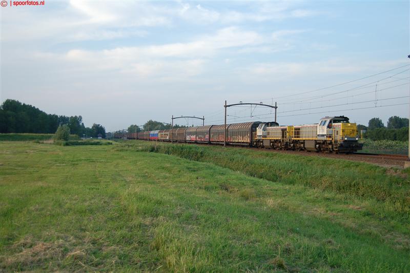 NMBS.7747+7771.met.omgeleide.volvo.trein.thv.Ddr-Kilweg (Medium).jpg