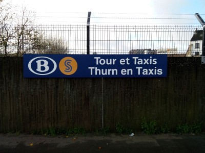 IMG_20151122_105758_800.jpg (94.51 KiB) 4807 keer bekeken Onlangs nieuw geplaatst bord.