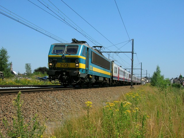 2123.jpg