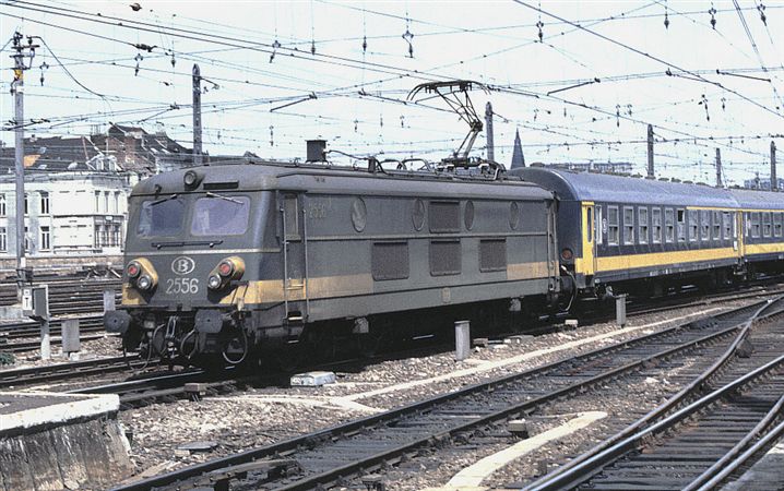 32-0231.jpg