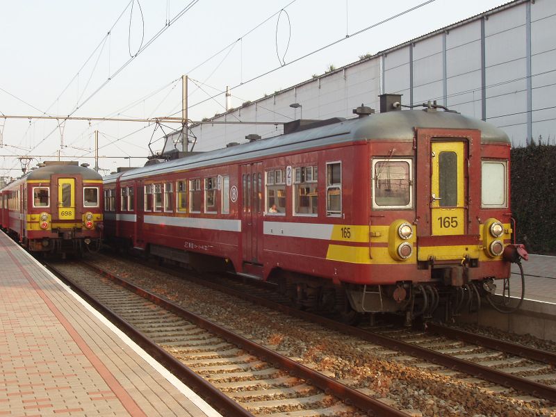 165 en 698_FLC_22-08-05.jpg