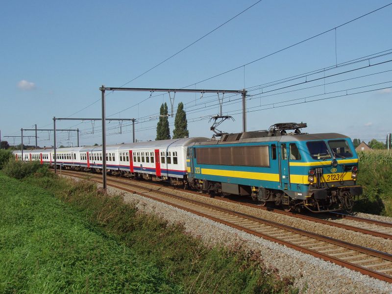 2123_FLC_25-08-06.jpg